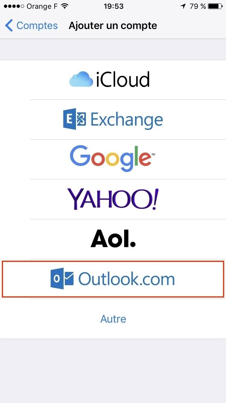 Etape 4 : Sélectionner Outlook.com sur iPhone